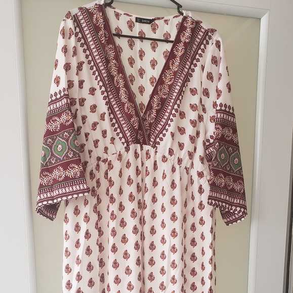 Dress - Picture 2 of 3